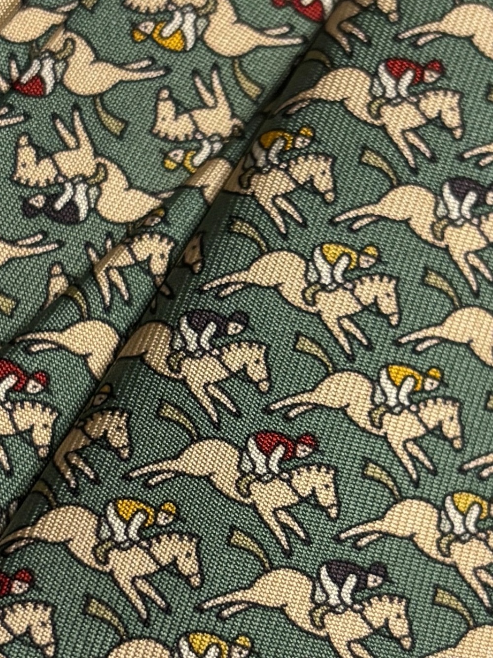 HERMÈS silk tie